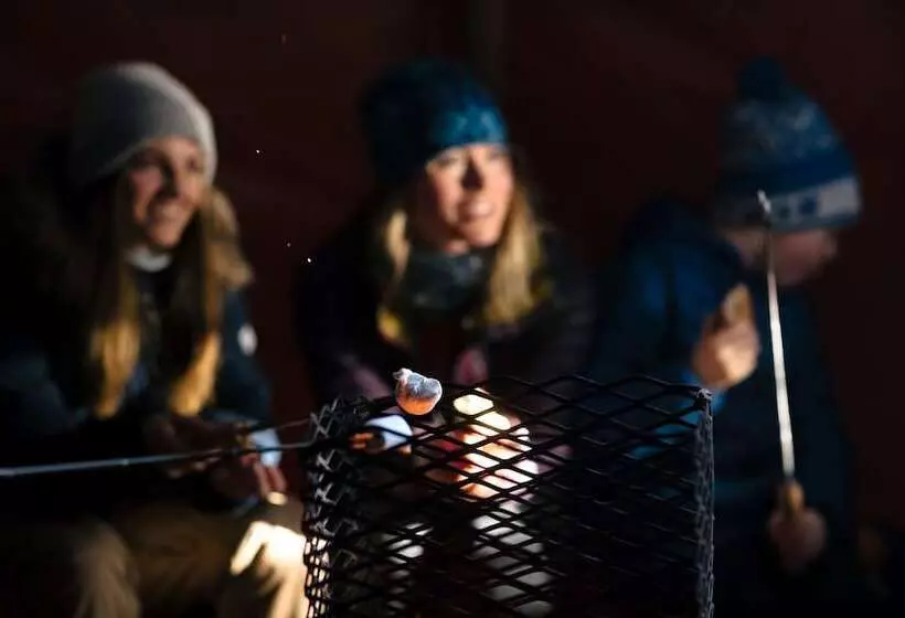 ホテル Fagernes Camping