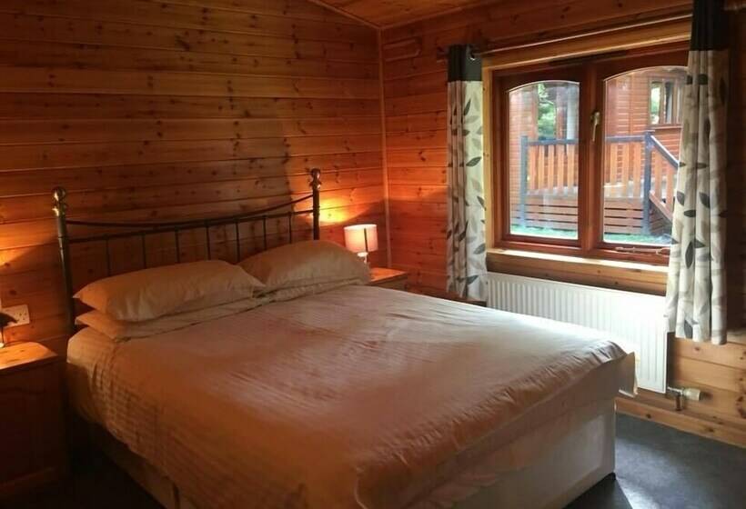 هتل Ogwen Bank Country Club