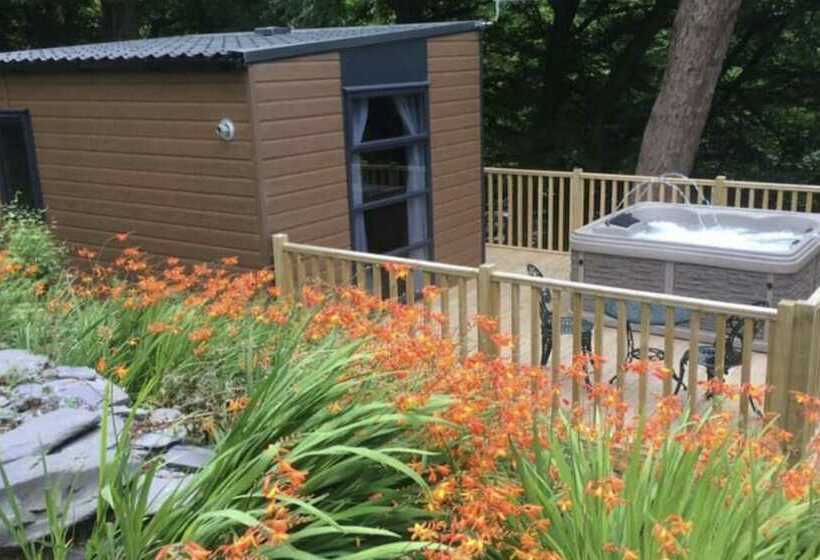 هتل Ogwen Bank Country Club