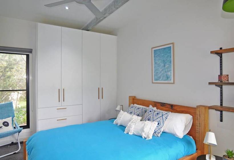 Luxury By The Sea Close To The Beach