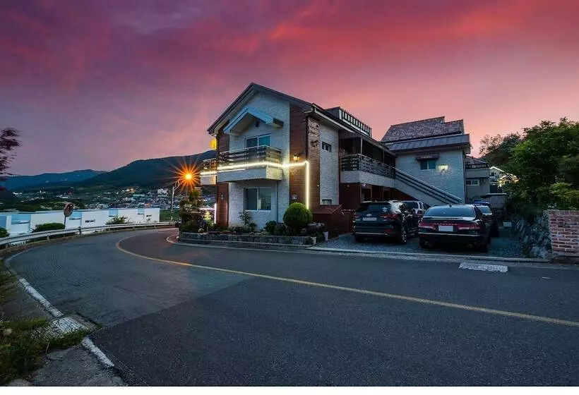 Namhae Oceanview Pension