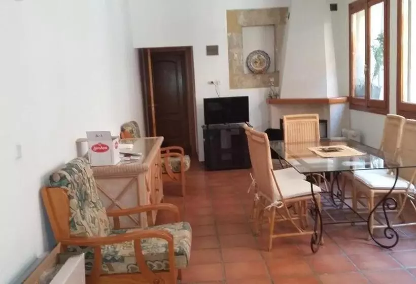 ペンション Casa Malferit