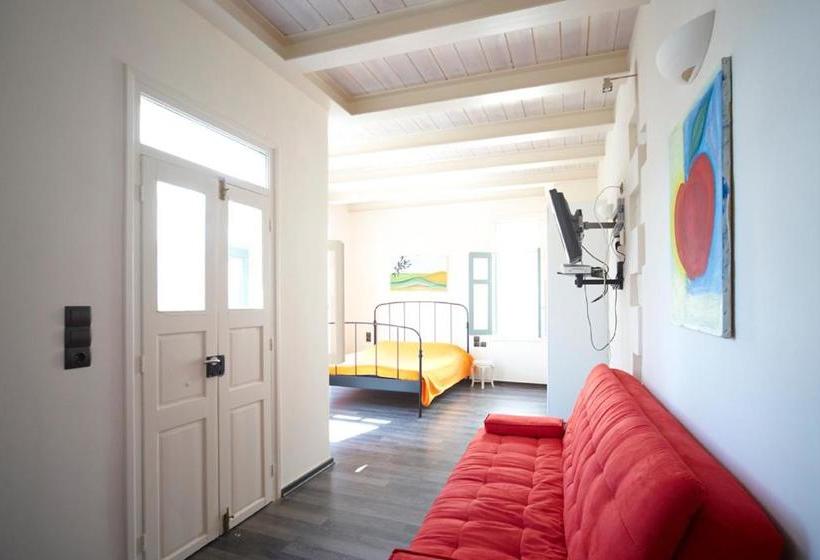 פנסיון Novecento Studios