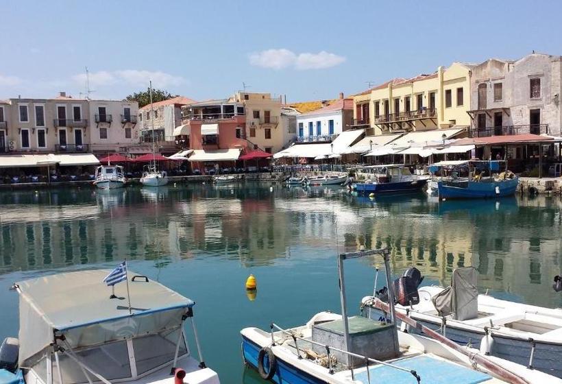 פנסיון Novecento Studios