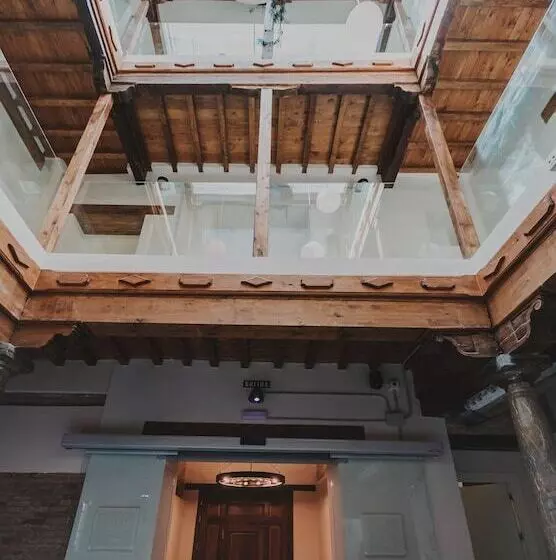 4u Hostel