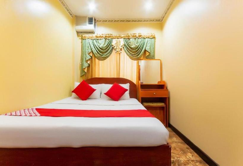 בית מלון כפרי Oyo 491 J & H Apartments