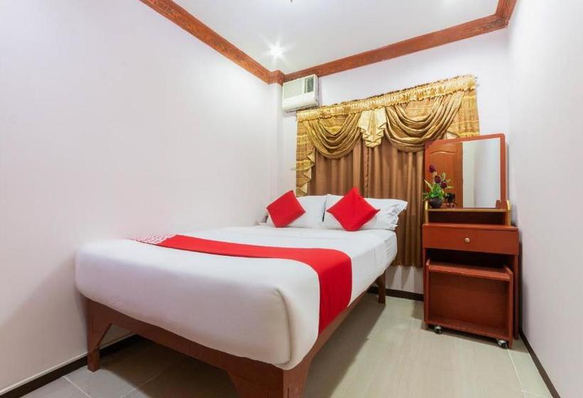 בית מלון כפרי Oyo 491 J & H Apartments