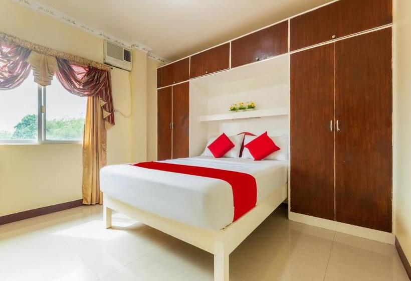 בית מלון כפרי Oyo 491 J & H Apartments