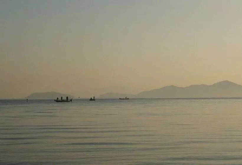 Youth Hostel Wanihama Seinen Kaikan