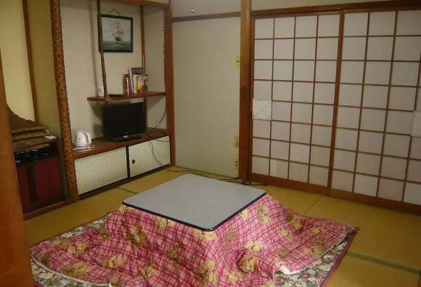 Youth Hostel Wanihama Seinen Kaikan