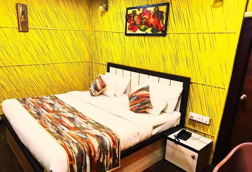 בית מלון כפרי Bamboo Castle