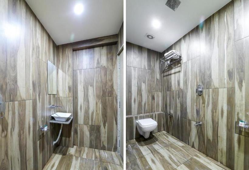 호텔 Capital O 64343  Blueberry