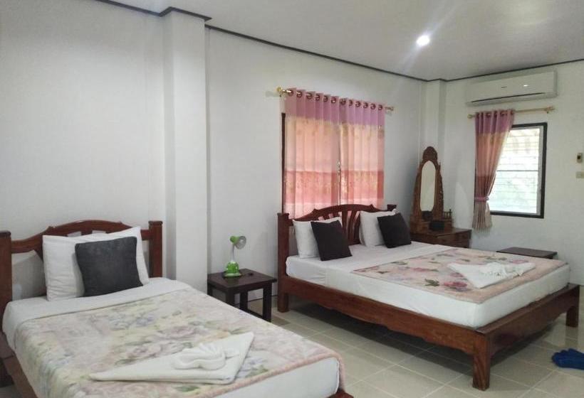 Resort Happy Lagoon Bungalow