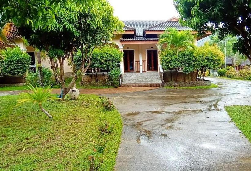 Resort Happy Lagoon Bungalow