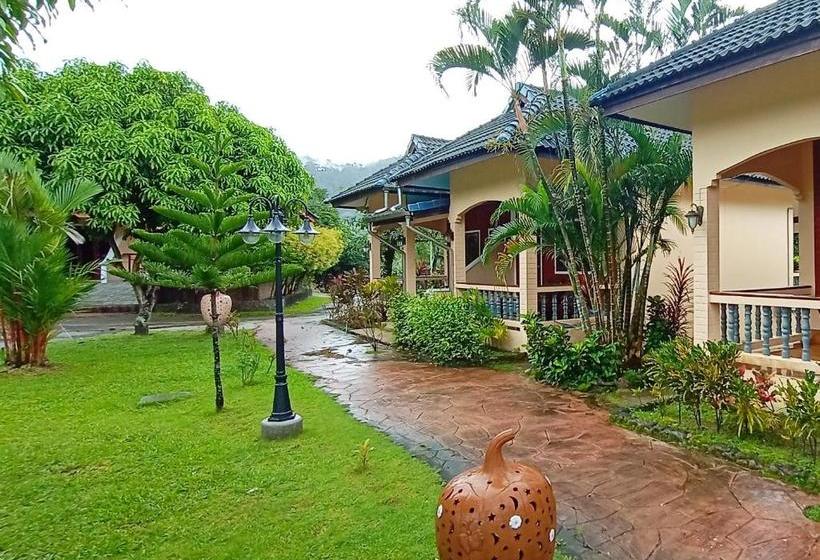 Resort Happy Lagoon Bungalow