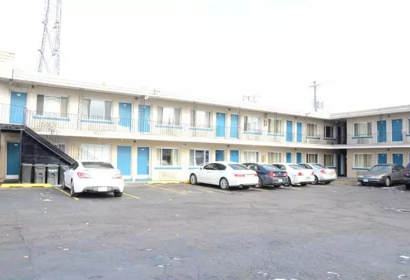 Aloha Motel