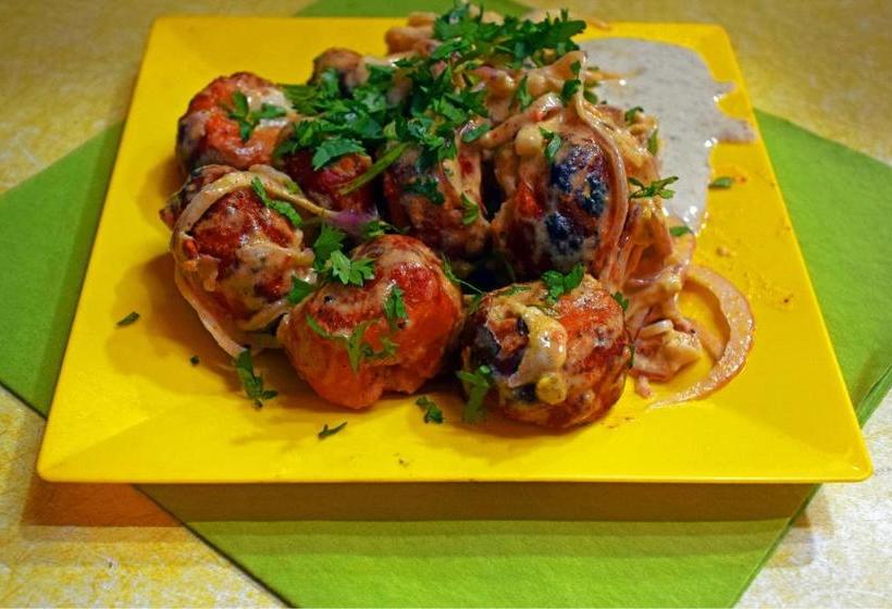 Hotel Spot On 62584 Sai International