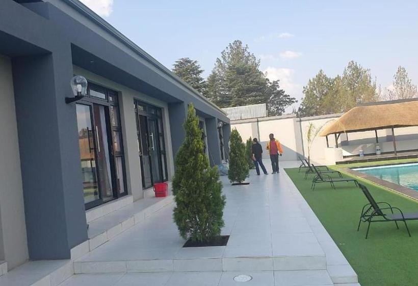 膳宿费 Louisville Lodge Midrand