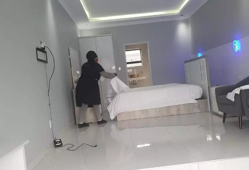 ペンション Louisville Lodge Midrand