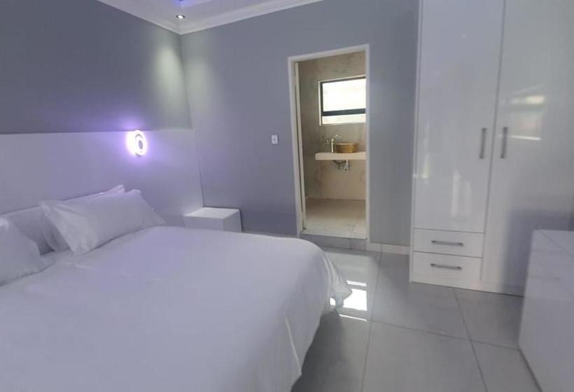 膳宿费 Louisville Lodge Midrand