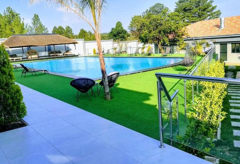 膳宿费 Louisville Lodge Midrand