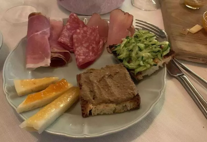 Lomakeskus Agriturismo Podere Farnesiana