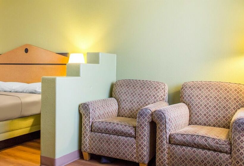 בית מלון כפרי Apache Inn