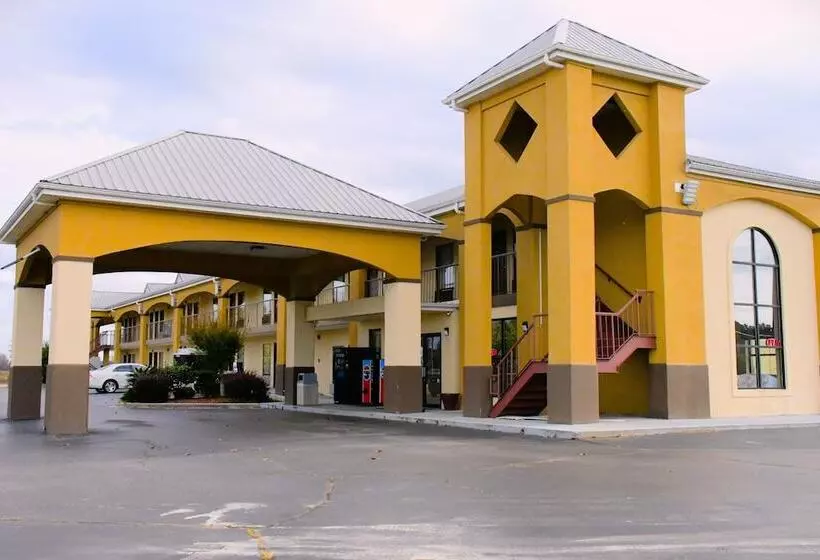 בית מלון כפרי Florence Inn And Suites