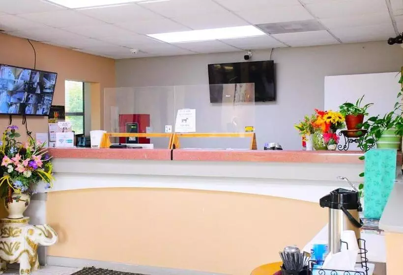 בית מלון כפרי Florence Inn And Suites