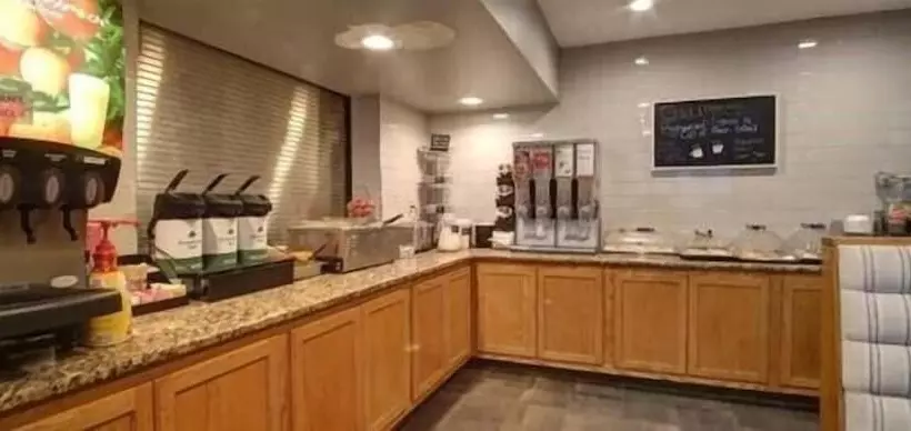 Отель Greentree Inn Albuquerque North I25