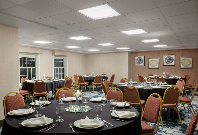 ホテル Homewood Suites By Hilton Kansas Cityairport