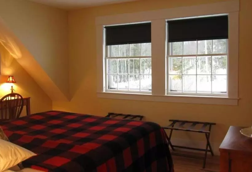 בית מלון כפרי Horse & Hound Inn