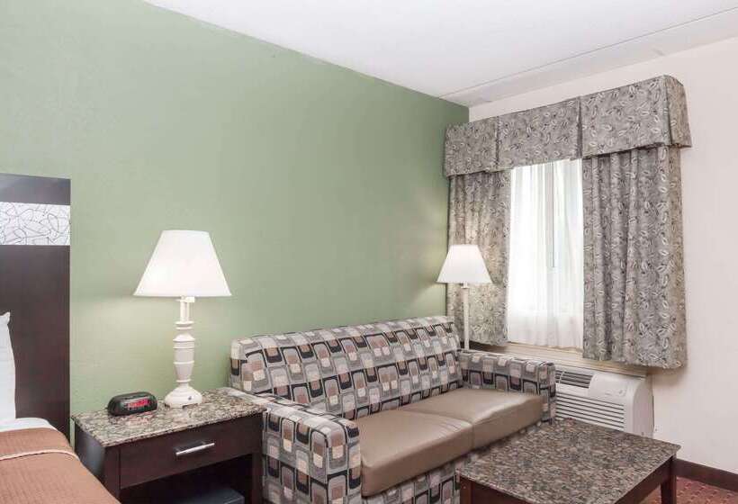 Hotel Howard Johnson By Wyndham Newark Airport