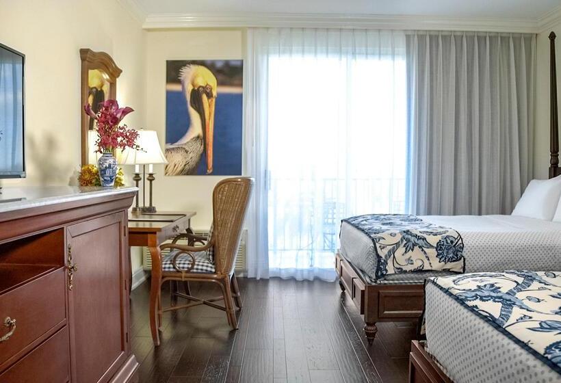 فندق Inn At Pelican Bay