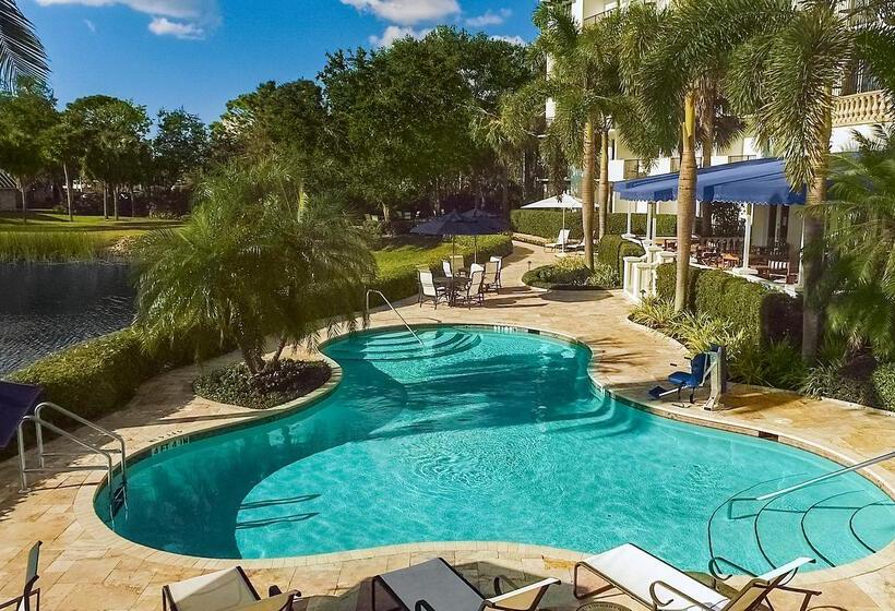 فندق Inn At Pelican Bay