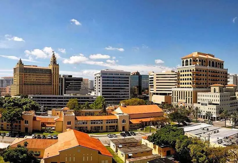 ホテル St. Michel