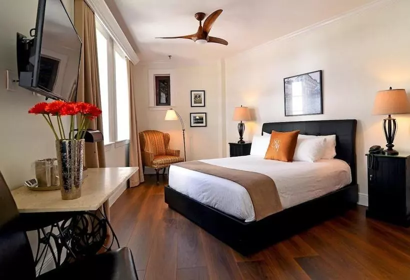 ホテル St. Michel