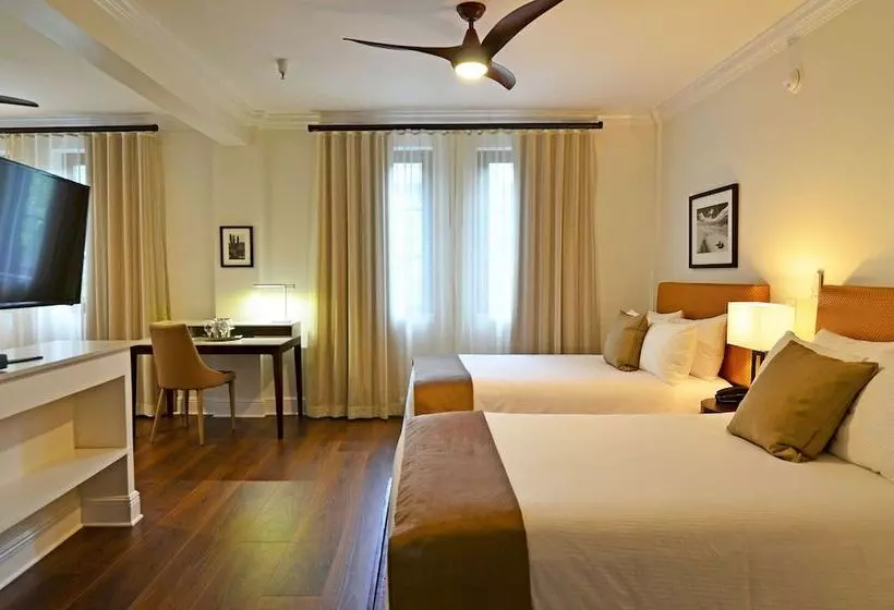 ホテル St. Michel