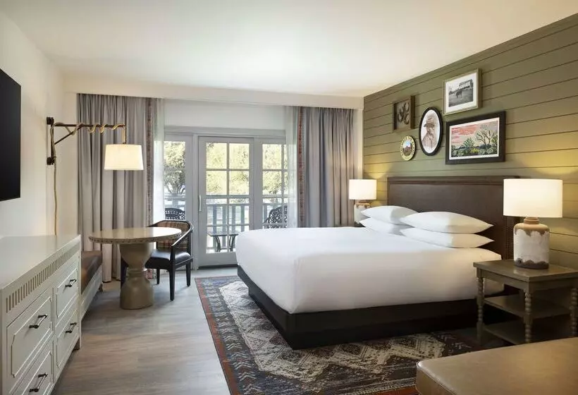Hyatt Regency Hill Country Resort & Spa