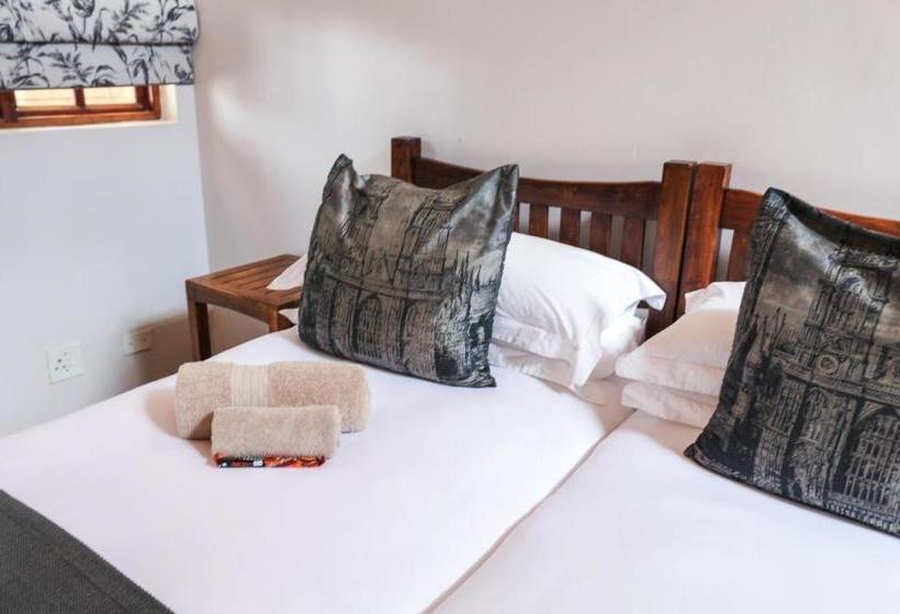 Pension 25 On Catherine