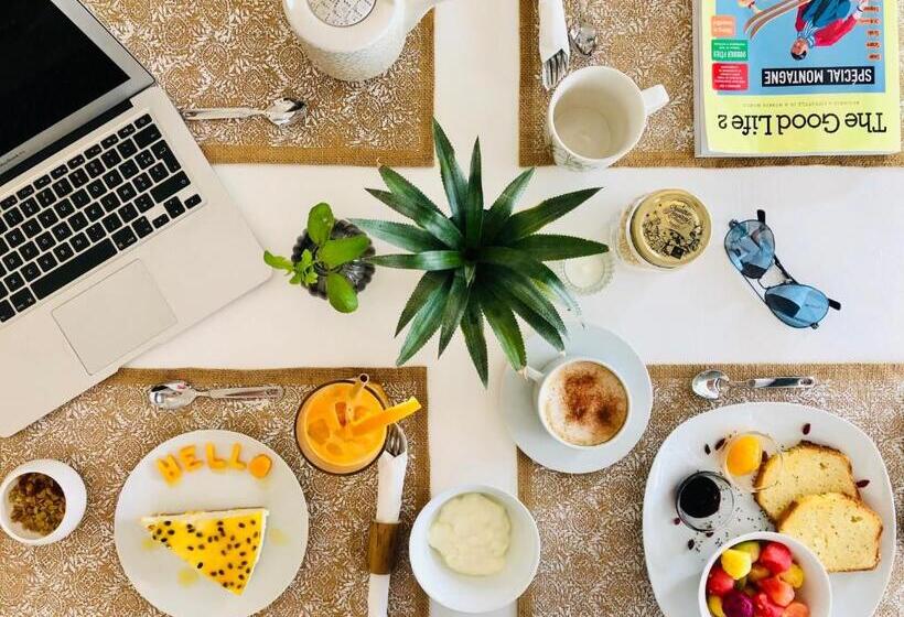 تختخواب و صبحانه The Good Life Eco Lodges Serenity & Wellness Resort Adult Only