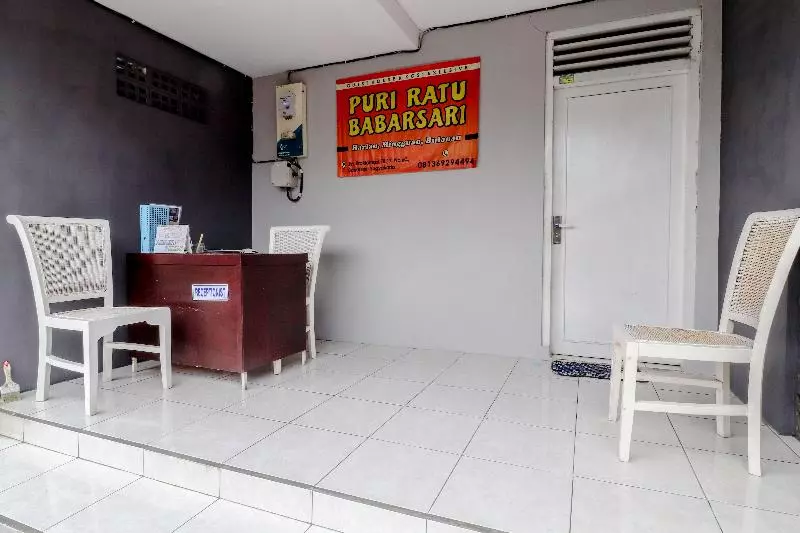 ペンション Ratu Guesthouse