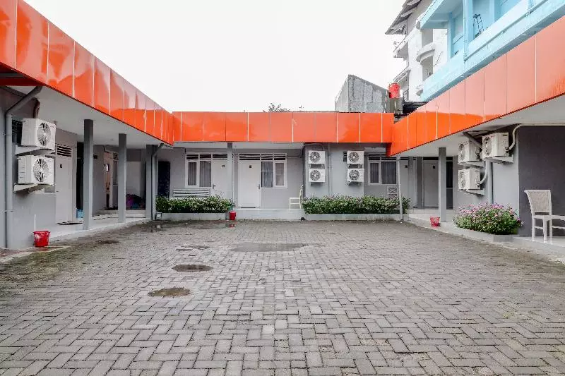 ペンション Ratu Guesthouse