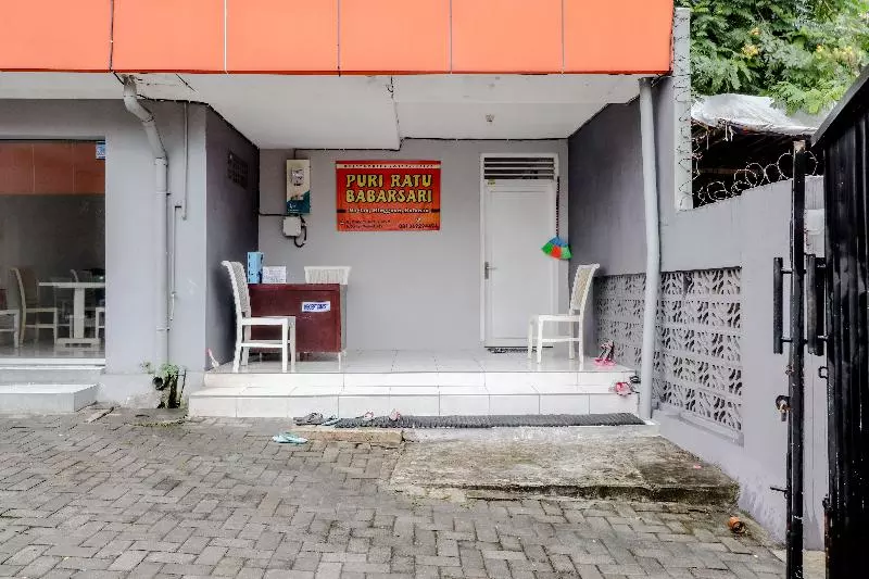 ペンション Ratu Guesthouse