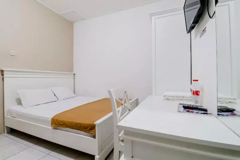 ペンション Ratu Guesthouse