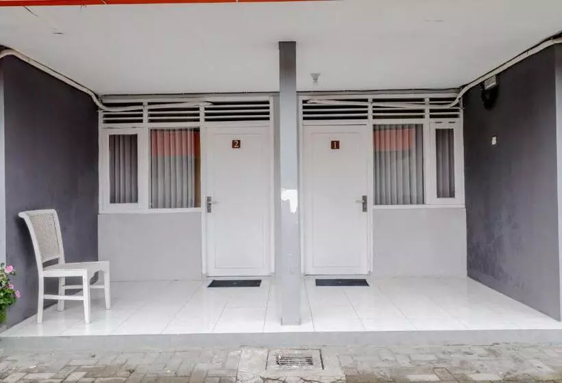 ペンション Ratu Guesthouse