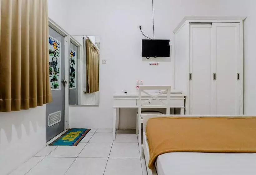 ペンション Ratu Guesthouse