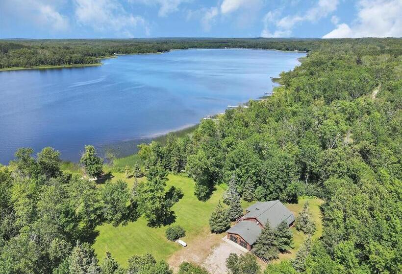 Blue Moon Resort & Motel