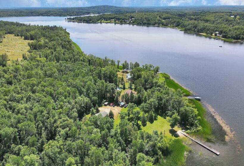 Blue Moon Resort & Motel