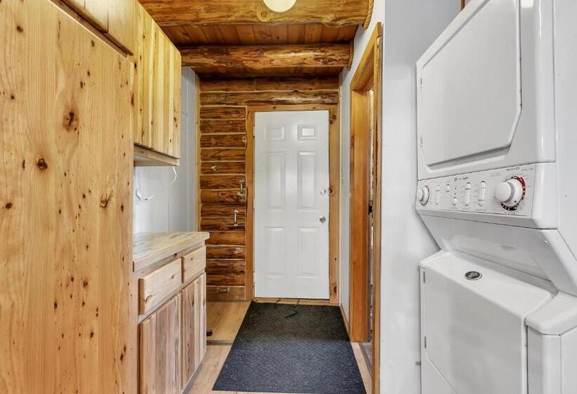 Blue Moon Resort & Motel